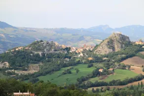 Uriges Steinhaus in der Romagna mit Panoramaterrasse und kostenfreiem WLAN - Image 2