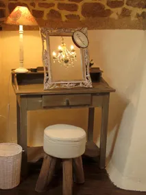 Beautiful Converted Bread Oven - Image 5