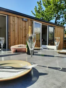 Charming mobile home facing Baie Saint Michel - Image 4