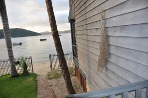”Malabar” - Absolute Beach front & amazing views - Image 3