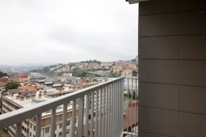 Family-friendly, with views, elevator - Image 3