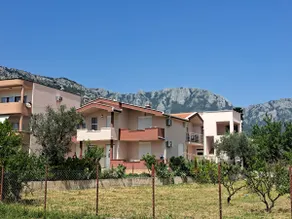 Studio Apt. with Panoramic Balcony - Image 2