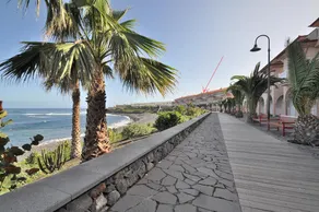 Penthouse with an ocean view - Image 3