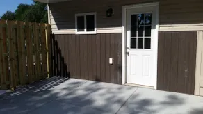 Mins from Downtown & Fairgrounds Town Home - Image 5