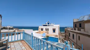 4 bed boutique riad, 4 floors all to yourself, Atlantic Ocean terrace - Image 5