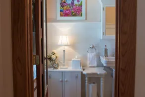 Gracious, Spacious home walkable to Inns/Spa - Image 5