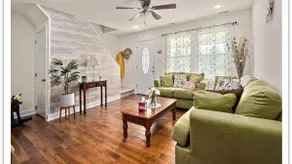 H & R Shore Home - Image 2
