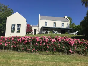 Family home on lagoon edge in Belvidere, Knysna - Image 3