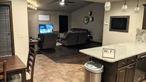 Halona House: Walking distance to Hard Rock Casino! - Image 3