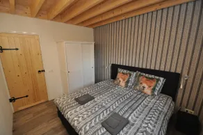Alpaca guesthouse 1 hr from Amsterdam near Zwolle - Image 3