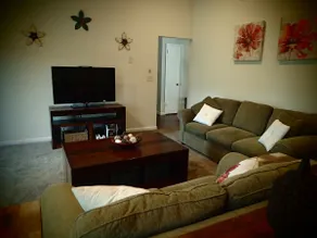 Central Flag Home-Away-From-Home (A/C!) - Image 5