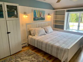Walk to Downtown Mystic - 3 bedrooms/2 full baths - Image 3