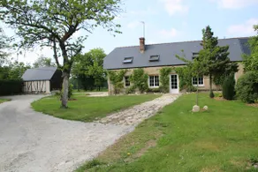 country house in a tourist village - Image 3
