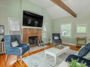 Coastal Downtown Cottage near Historic Downtown Wilmington, NC - Image 5