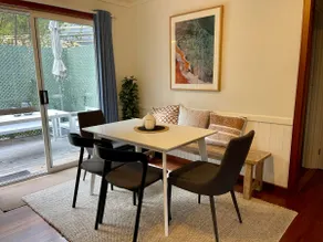 Charming cottage hidden among the towering karri - Image 5