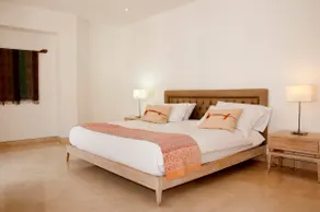 Modern 3 BR Old City Luxury Condo - Image 5