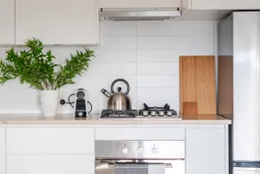 Avalon beach Apartment - Image 2