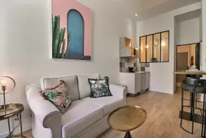 LUXURY 1 - Image 2