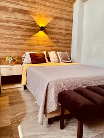 Contemporary Suite with a Peaceful environment - Image 4