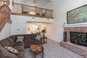 Spacious home 20 min from downtown. - Image 5