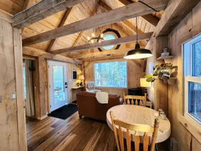Secluded Lakeside Retreat - Atkins Hideaway - Image 5