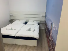 Upscale apartment in quiet residential area of Munich - Image 5