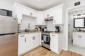 Lovely & Wonderful apartment in the 💖of Brandon! - Image 5