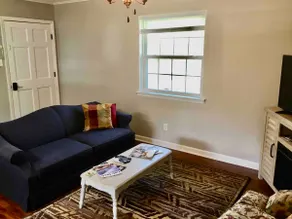 Alexander Guest House - Image 3