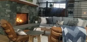 The Stillwood —Quiet Luxury on the Mountain — Steps to Skiing & Trails, 3bd/3ba - Image 5
