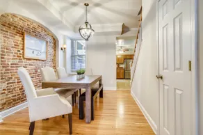Charming Rowhouse in the heart of Little Italy! - Image 2