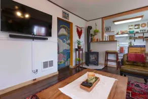Boho Bungalow w/Hot Tub 4 Blocks From DT Silverton - Image 4