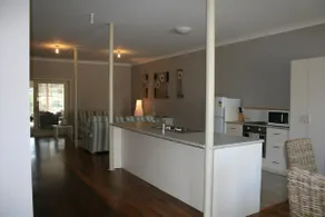 The old Coolstore - Jonathon Apartment - Image 5
