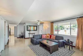 3bd, Pool, Hot Tub, Garage, King Bed, ASU - Image 2
