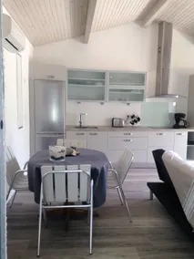 House between sea and mountain - heated pool - high end equipment - Image 3