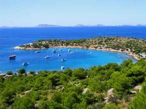 Holiday House Tisno- stay for 4, sea view, center - Image 4