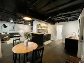Basement Studio Apartment KING BED by I-40 & I-77 - Image 2