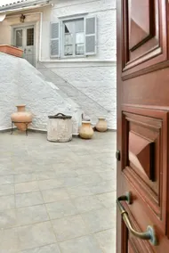 Amazing Traditional House near the port - Image 3
