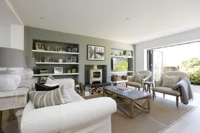 Beautiful newly renovated house in Arundel - Image 2