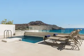 Pearl Villa III, redefined island chic!Private Heated Pool & BBQ! - Image 3