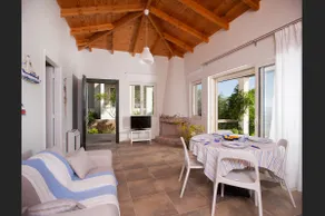 Ploes Villas - Image 4
