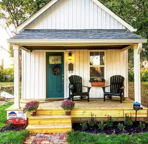 Romantic Cottage *Hot Tub* Downtown Indy! - Image 3