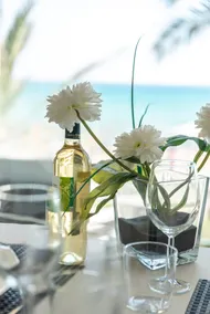 Junior Suite, 1st row on the beach - Image 5