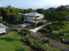 Lux.Beach House-5 Bdrm, 5 Bth, Sleeps 16. Hilo Bay - Image 2
