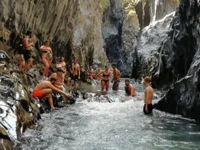 In the Paradise of Gole Alcantara Rooms - Image 2