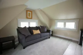 Vine Street Suite - Image 4