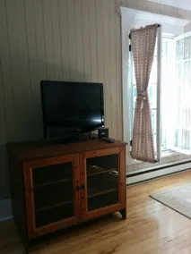 Private studio in historic 1905 house - Image 3