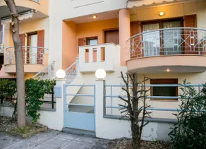Vier Luxury House - Image 3