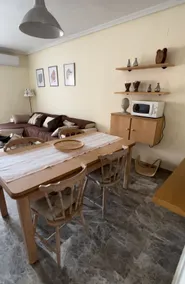 Lovely apartment with garage and community pool - Image 2