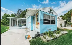 Tropical Tiny House - Image 2
