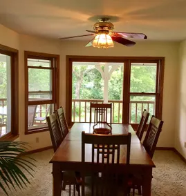 Lovely Lake property adjacent to GlacierHills Park - Image 5